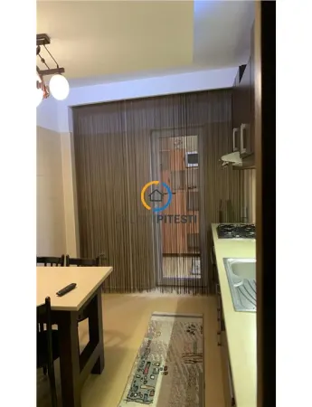 Apartament 4 camere Pitești - poza 1