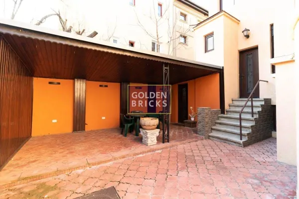 Casă 9 camere București - poza 2