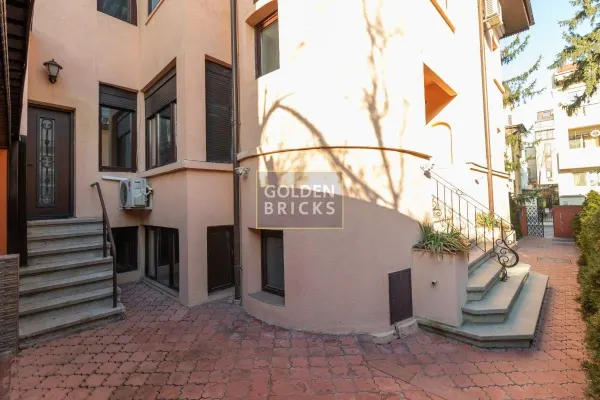 Casă 9 camere București - poza 24