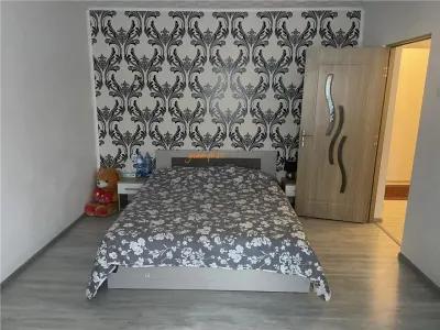 Apartament 2 camere , zona ultracentrala Piata Moldovei , 55 mp , decomandat - foto 2