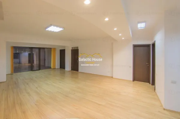 Casă 12 camere București - poza 1