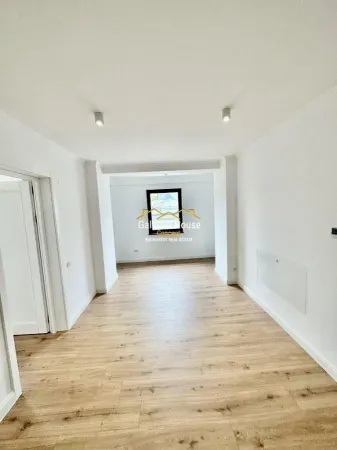 Casă 10 camere București - poza 13