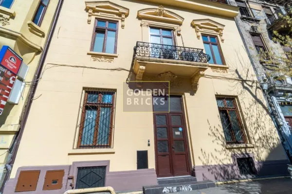 Casă 10 camere București - poza 1