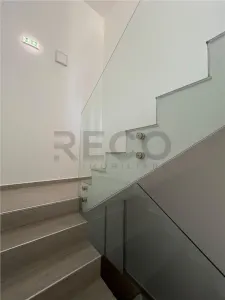 RECO Casa de inchiriat pentru birouri / spatiu de locuit in Oradea- 5 minute de centru - foto 9