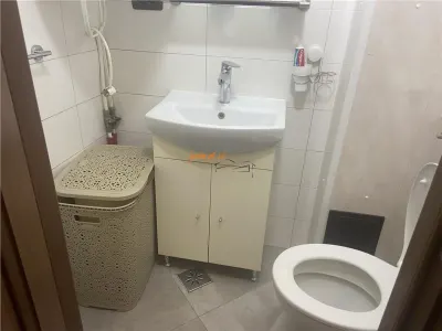 Apartament 3 camere , zona Scoala nr 10 - b-dul Unirii, decomandat , renovat , mobilat - foto 19