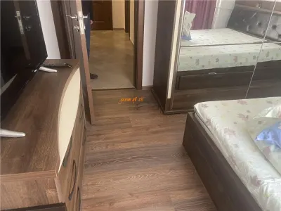 Apartament 3 camere , zona Scoala nr 10 - b-dul Unirii, decomandat , renovat , mobilat - foto 8
