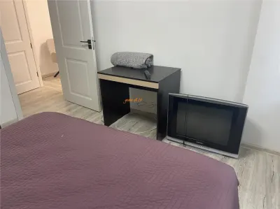 Apartament 2 camere, zona Gara , etaj 1 din 4 , renovat integral , mobilat complet - foto 16