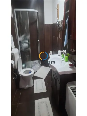 Casă 9 camere Partizani - poza 9