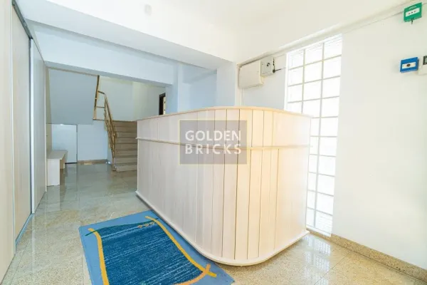 Casă 12 camere București - poza 2
