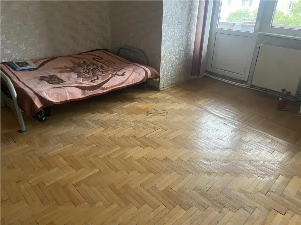 Apartament 3 camere Focșani - poza 1