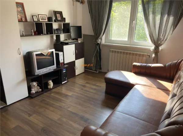 Apartament 4 camere Focșani - poza 1