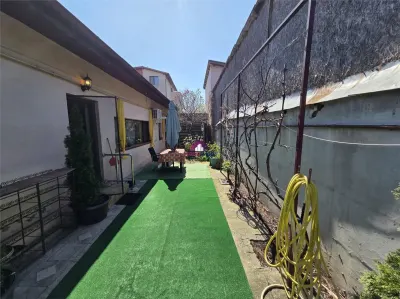 Vanzare casa Ostrov Mega Mall / Piata Delfinului - foto 1