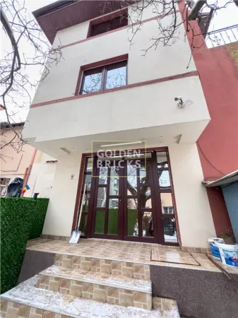 Casă 5 camere București - poza 2