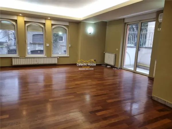 Apartament 3 camere București - poza 1