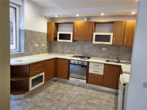 Apartament 3 camere București - poza 9