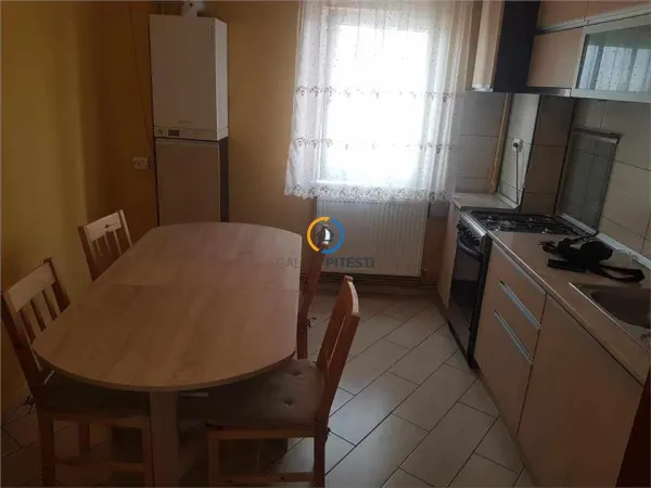 Apartament 4 camere Pitești - poza 3