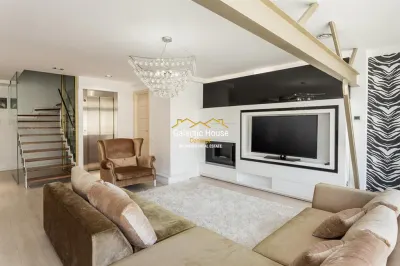 TRIPLEX 5 CAMERE LIFT INTERIOR -COMPLEX REZIDENTIAL ZONA HERASTRAU -NORDULUI - foto 1