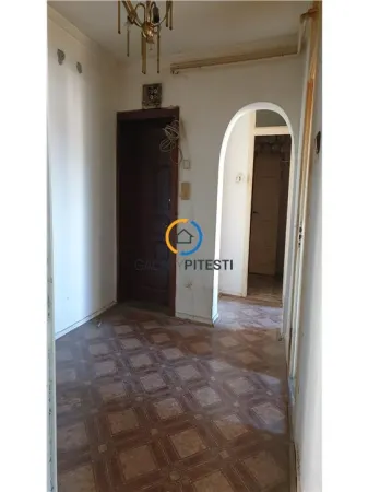 Apartament 3 camere Pitești - poza 3