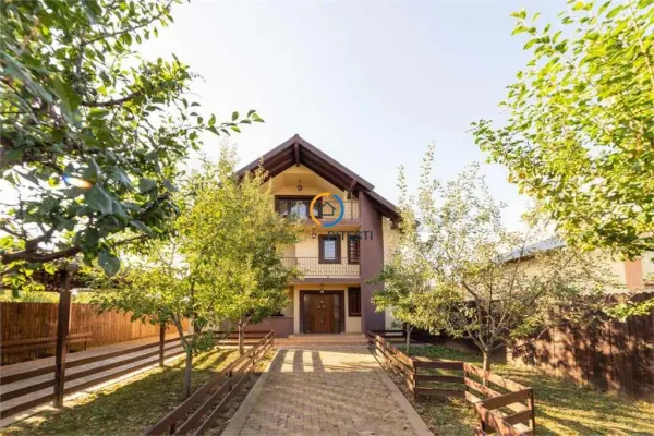 Casă 6 camere Pitești - poza 1