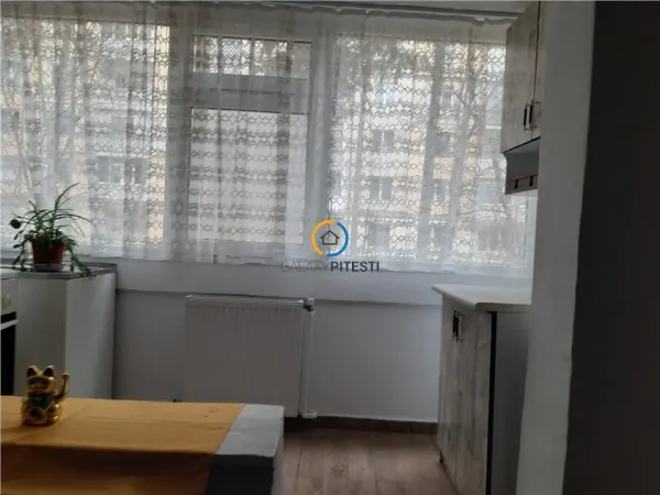Apartament 2 camere Pitești - poza 1