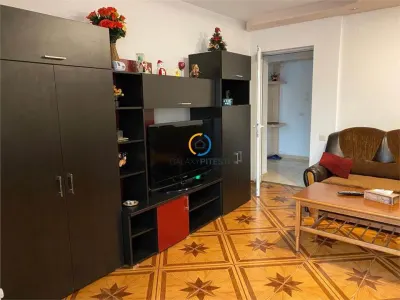 De inchiriat apartament ultracentral, mobilat si utilat - foto 1