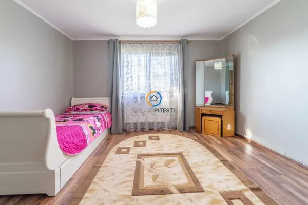 Casă 4 camere Pitești - poza 9