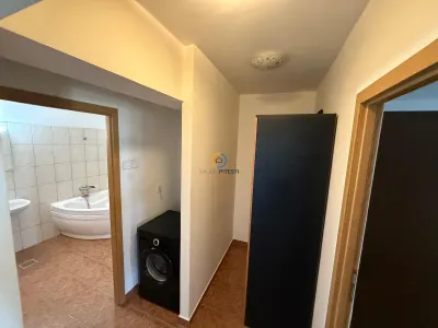 De inchiriat apartament doua camere Trivale, Bloc Montanstar, etaj 4 - foto 4