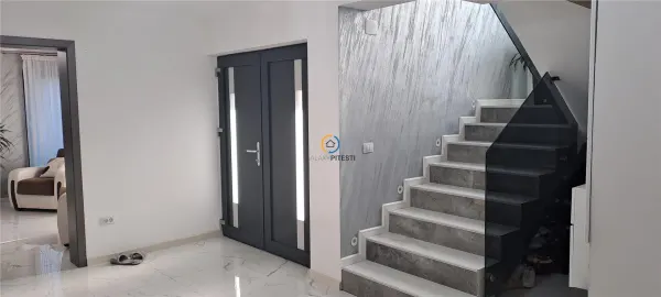 Casă 5 camere Pitești - poza 4