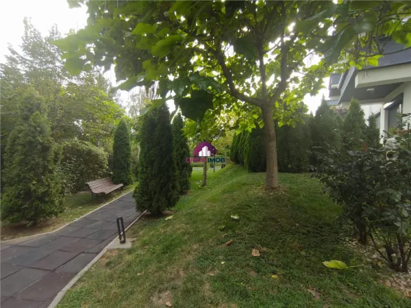 Apartament 3 camere București - poza 1