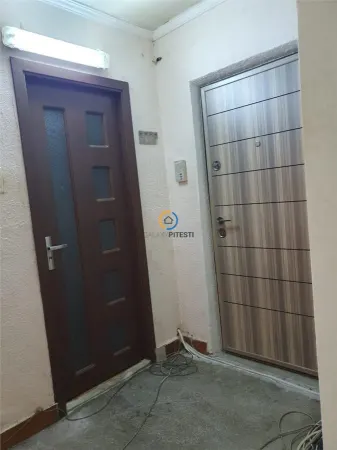 Apartament 3 camere Pitești - poza 4