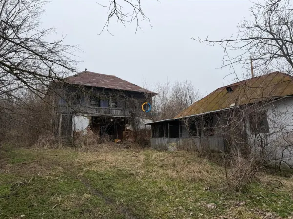Teren Calinesti - poza 1