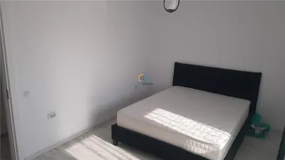 Apartament trei camere, rezidential, parter, curte proprie - foto 5