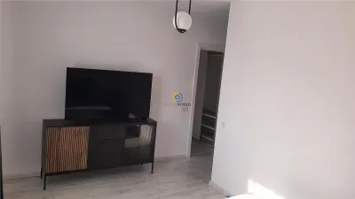 Apartament trei camere, rezidential, parter, curte proprie - foto 7