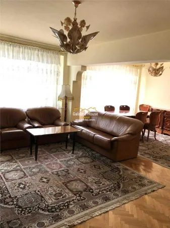 Apartament 4 camere București - poza 1