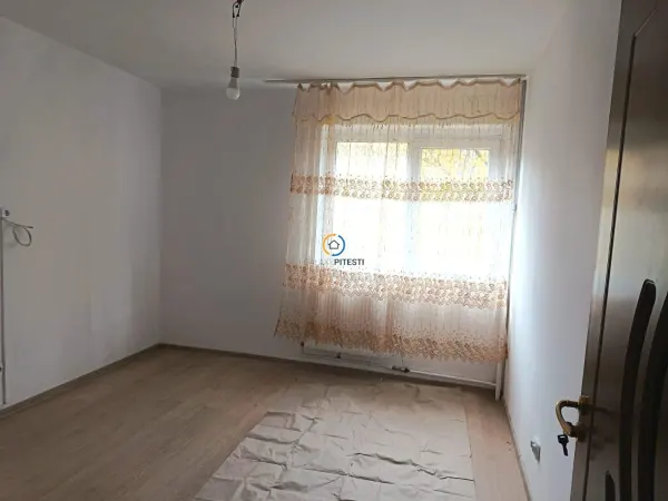 Apartament 2 camere Pitești - poza 4