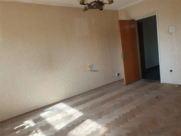 Apartament 3 camere Pitești - poza 4