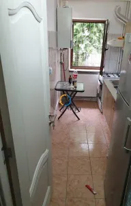 Garsoniera semicentrala (Exercitiu), parter inalt, renovata - foto 2