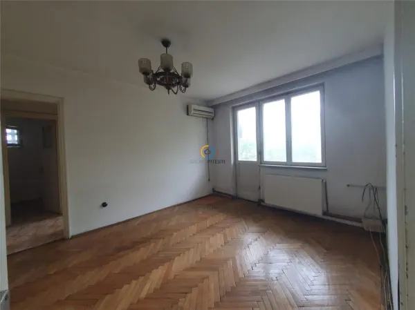 Apartament 3 camere Pitești - poza 1
