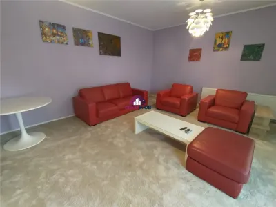 Apartament de inchiriat - foto 1