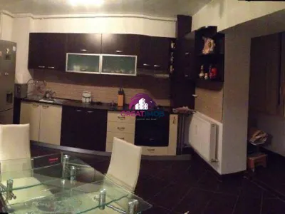 Apartament Spațios 3 Camere (fost 4) - Obor/Veranda Mall - Ideal Locuință sau Echipă Delivery - foto 5