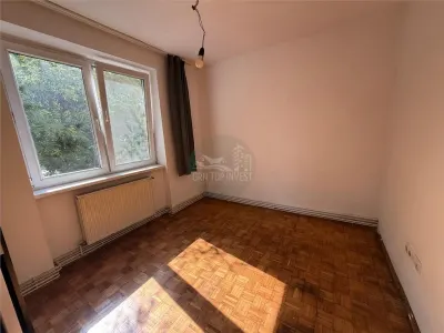 Apartament cu 4 camere 2 bai si balcon etajul 1 pe Rahovei - foto 12