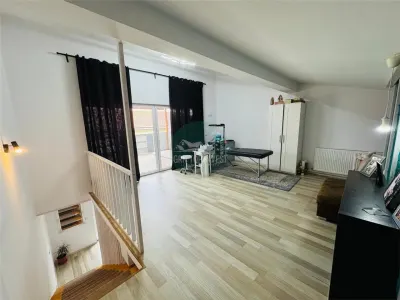 Casa cu 4 camere in Sura Mare - foto 10