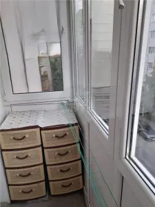 Apartament 3 camere balcon pivnita zona Vasile Aaron - foto 8