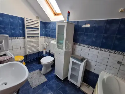 Apartament 3 camere 2 bai parcare zona Strand II - foto 13
