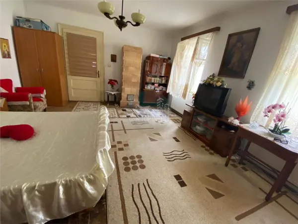 Casă 2 camere Sibiu - poza 2