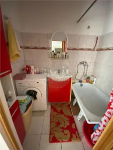 Casa 2 camere 100mp gradina zona Piata Cibin - foto 4