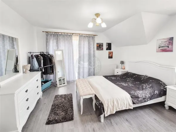 Casă 6 camere Șelimbăr - poza 3