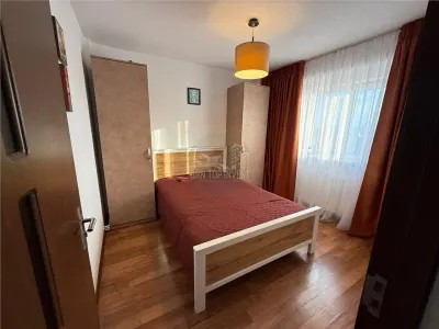 Apartament decomandat cu 3 camere si 2 bai in Turnisor - foto 12