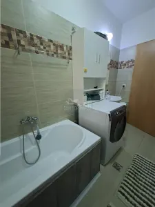 Apartament modern 2 camere balcon zona Shoppping City - foto 10
