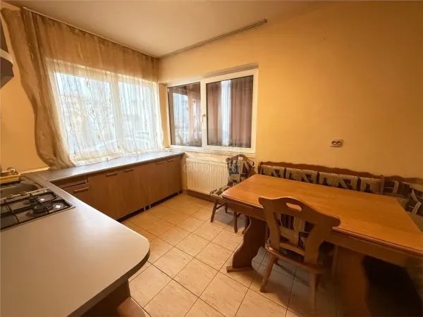 Apartament 3 camere Șelimbăr - poza 12